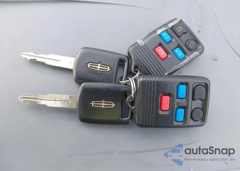 2008 Lincoln Navigator z USA, uszkodzony, nr VIN 5LMFU275X8LJ04185